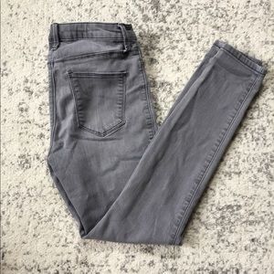 Gray High Waisted Jeggings